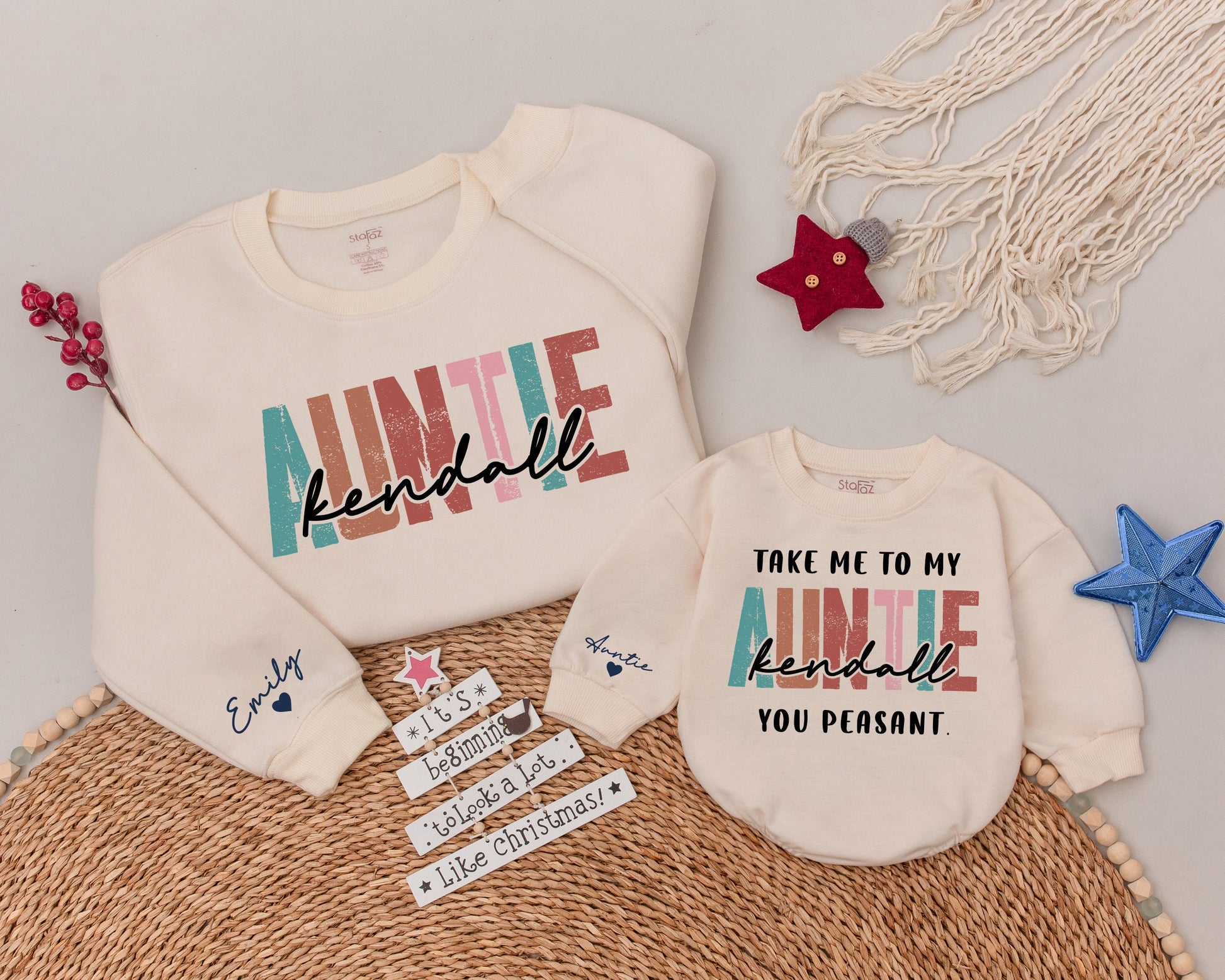 Custom Auntie Sweatshirt: Personalized Gifts for Aunts & Nieces