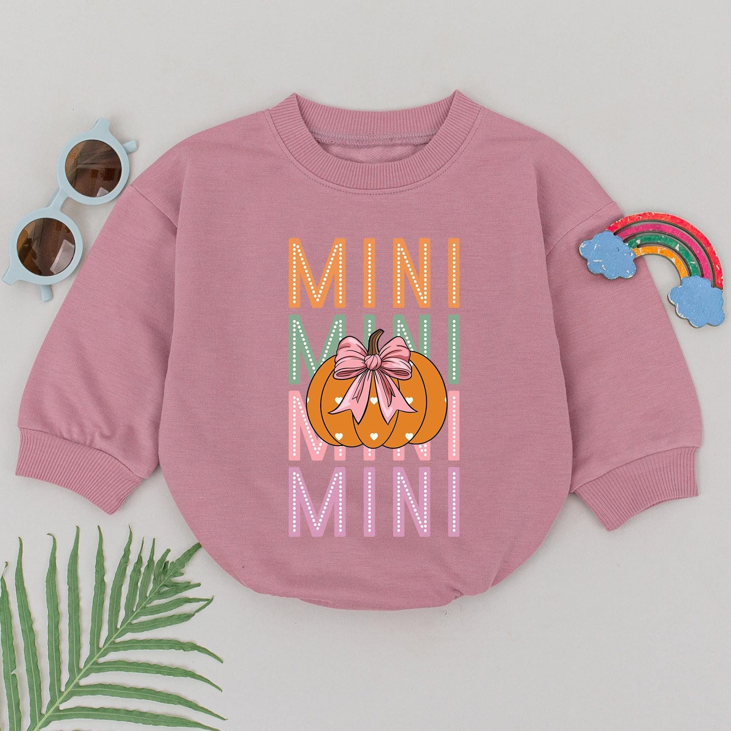 Retro Mama and Mini Pumpkin Sweatshirt: Matching Fall Family Outfit