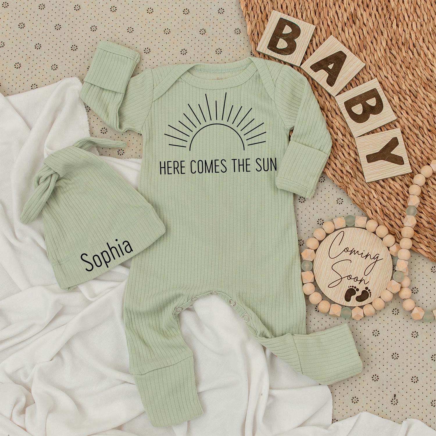 Here Comes The Sun Baby Bodysuit & Personalized Sophia Hat Set, Minimalist Newborn Outfit, Modern Baby Girl Clothes, Sunshine Announcement Gift (139 chars)