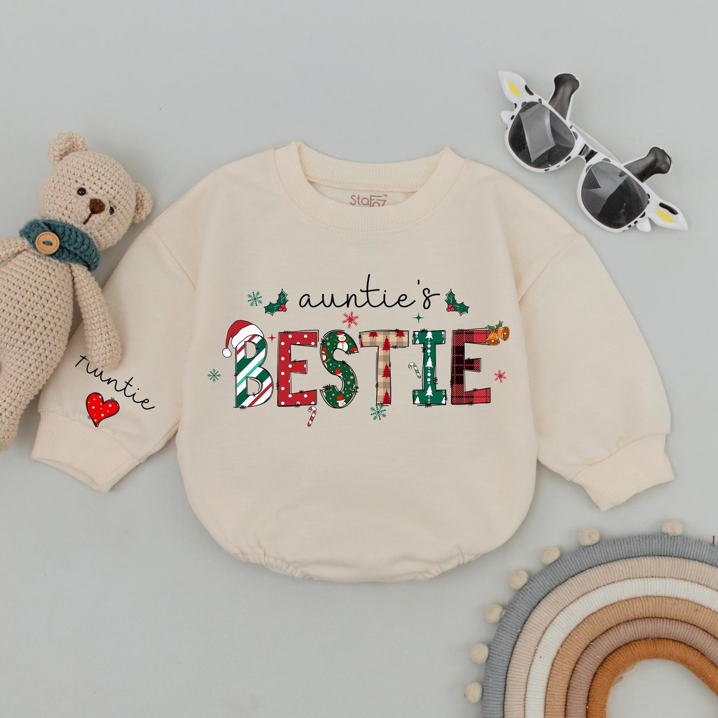 Customized Auntie & Bestie Holiday Sweatshirts - Perfect Festive Gift