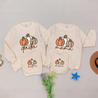 Matching Retro Pumpkin Sweatshirts | Mommy & Me Fall Family Outfit