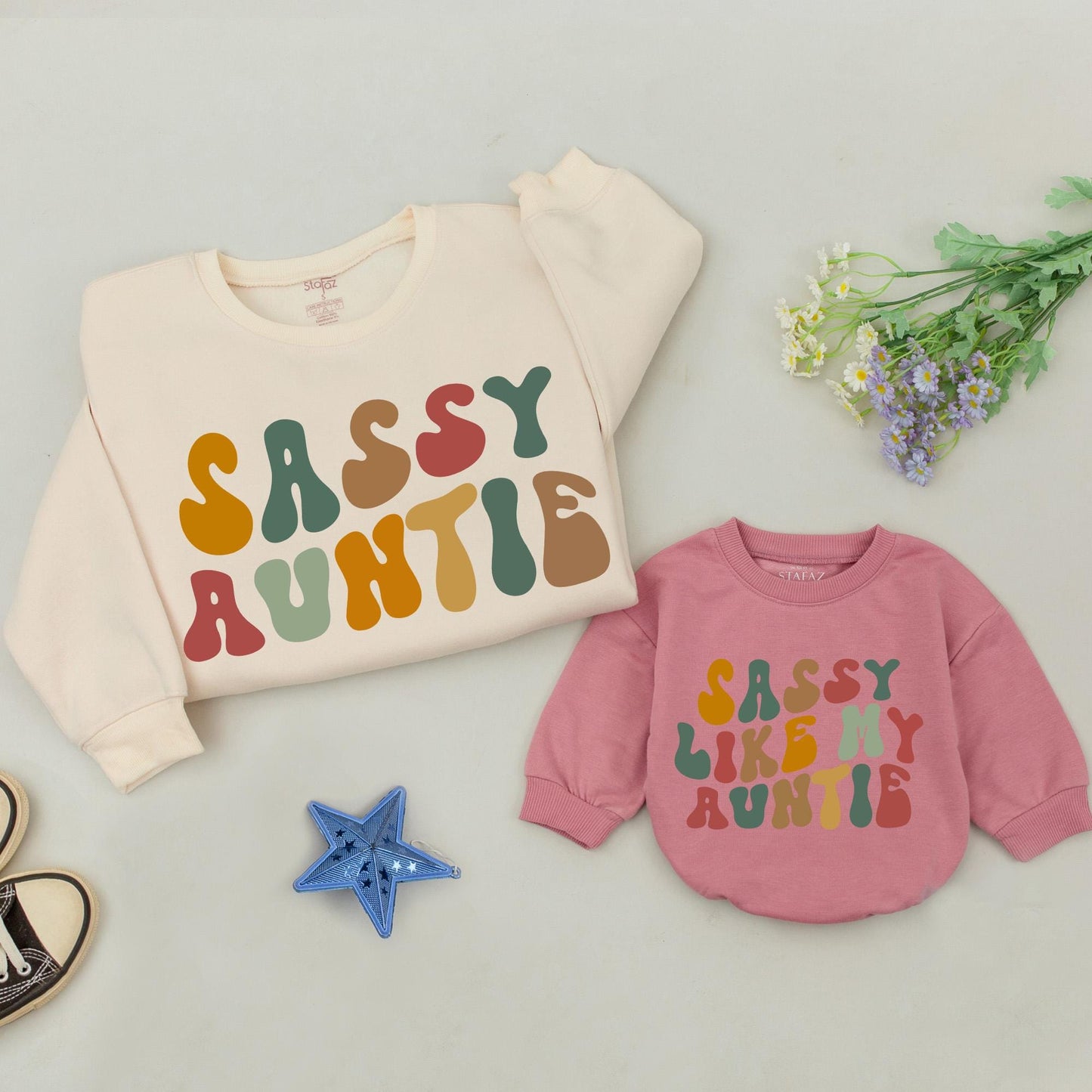 Retro Sassy Auntie Sweatshirt Earth Tones Vintage Wavy Letters Gift For Aunt Niece Nephew Matching Family Casual Outfit Comfort Soft Cotton