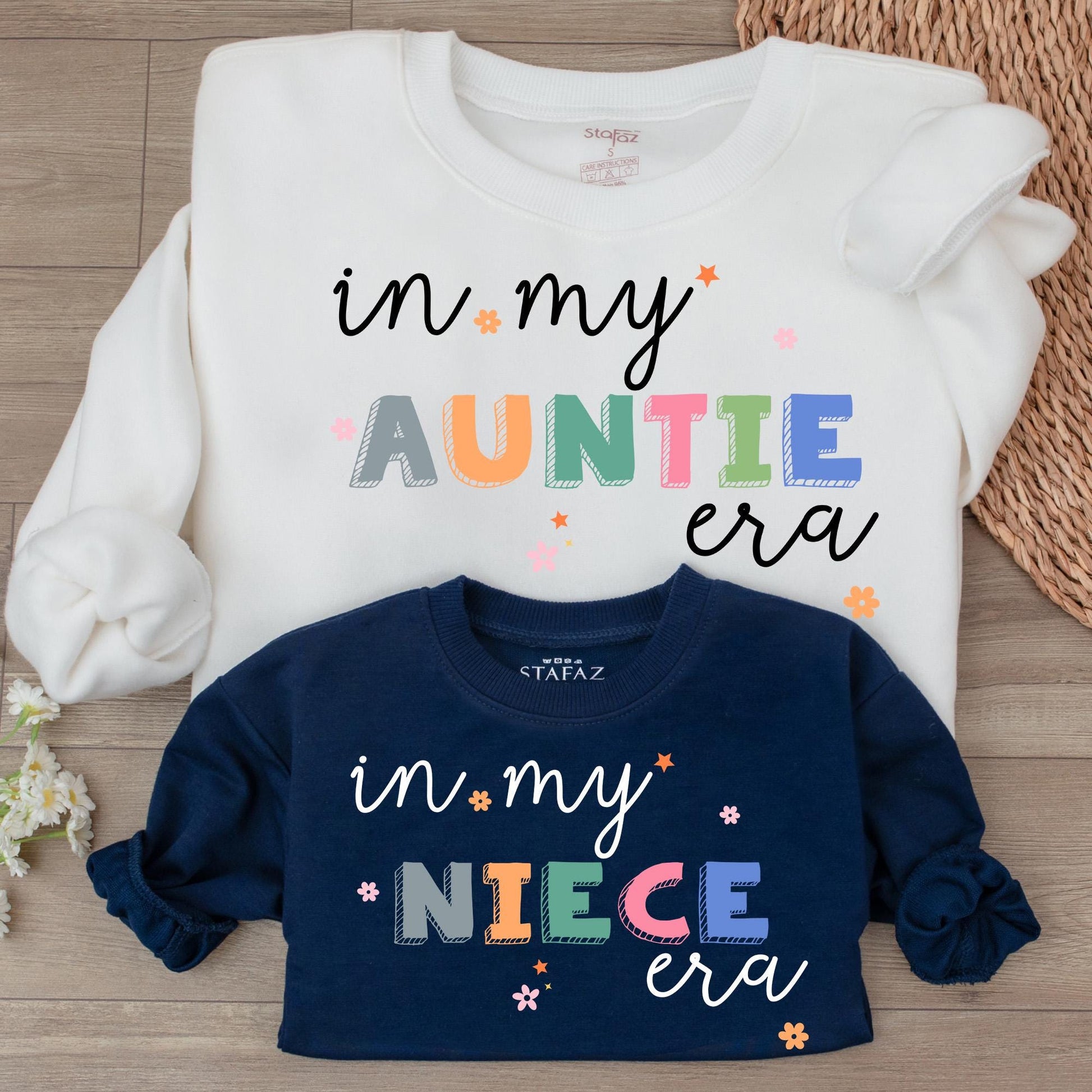 Custom Retro Auntie Era Sweatshirt: Perfect Gift for Aunt and Niece