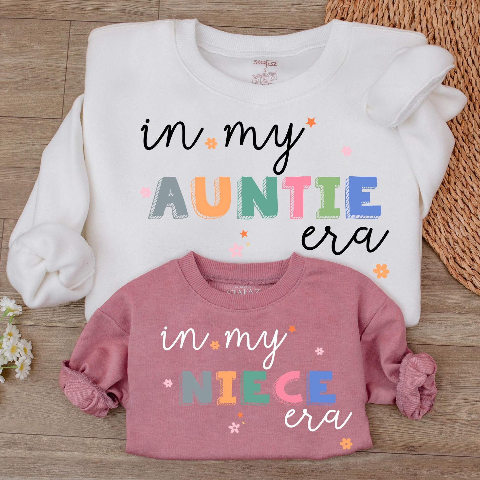 Custom Retro Auntie Era Sweatshirt: Perfect Gift for Aunt and Niece