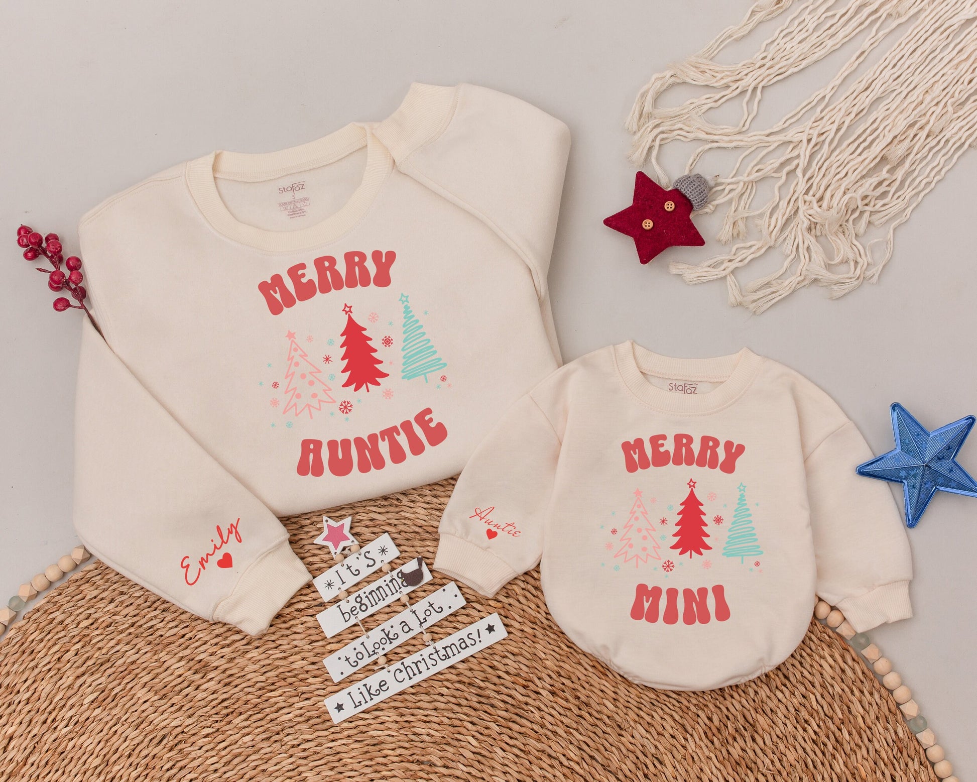 Matching Auntie & Me Christmas Sweater – Personalized Family Gift