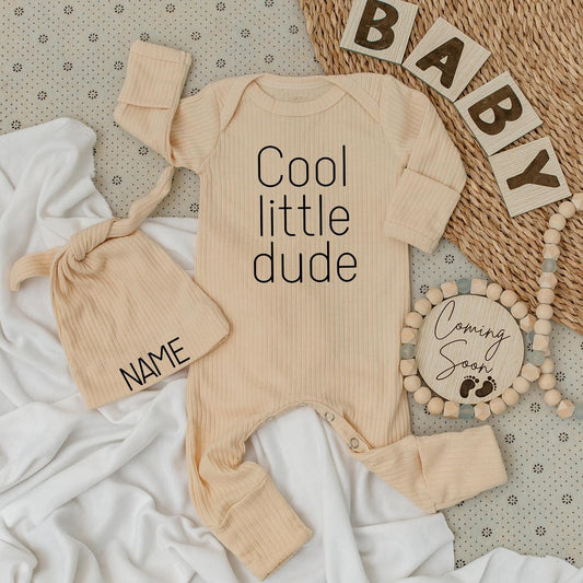 Cool Little Dude Bodysuit & Hat Set for Baby Boys, "Cool little dude" & "NAME" Print, Modern Minimalist Design, Newborn Gift, Big Brother Outfit, Coming Soon Announcement
