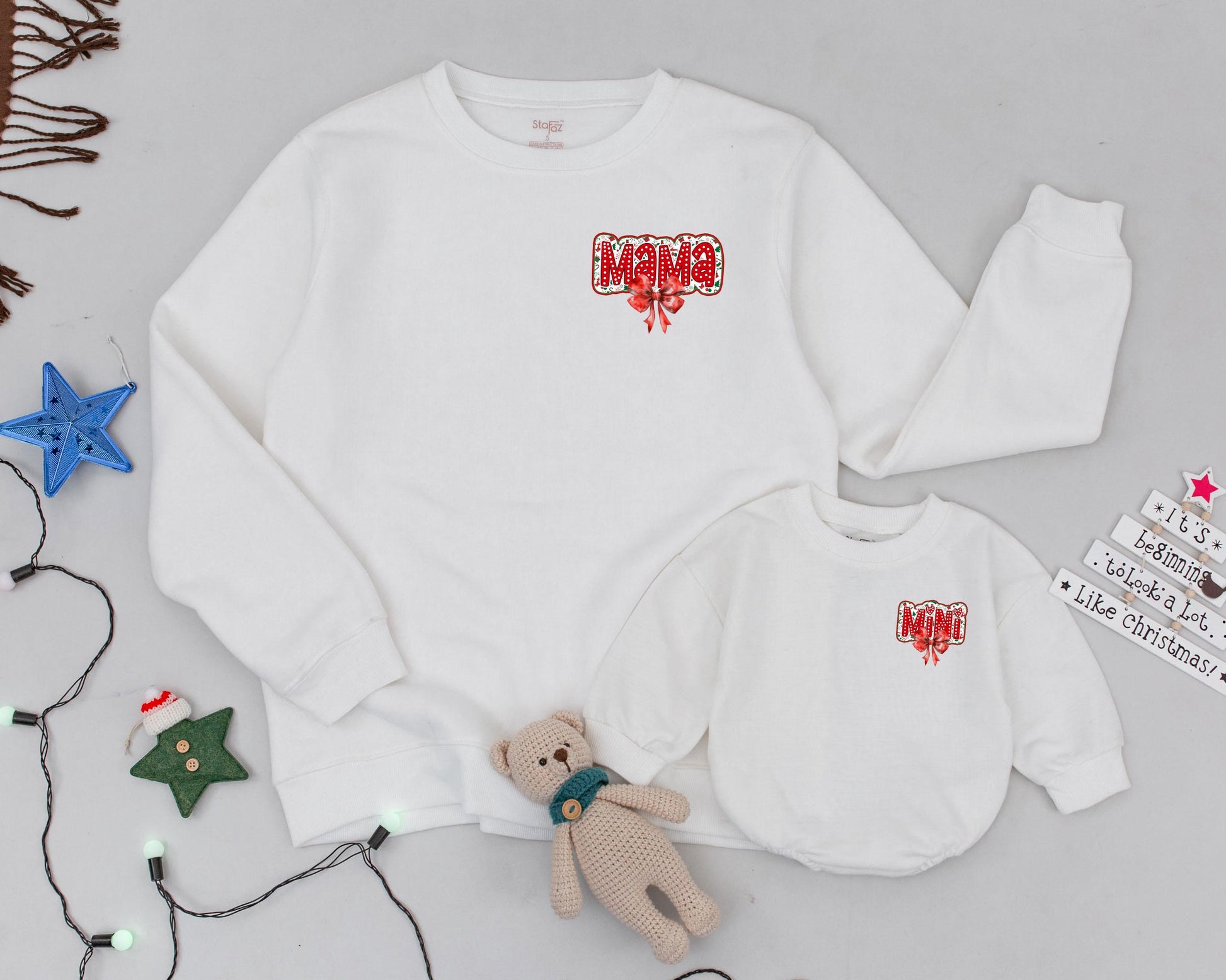Vintage Christmas Sweatshirts: Matching Family Outfit & Holiday Gift