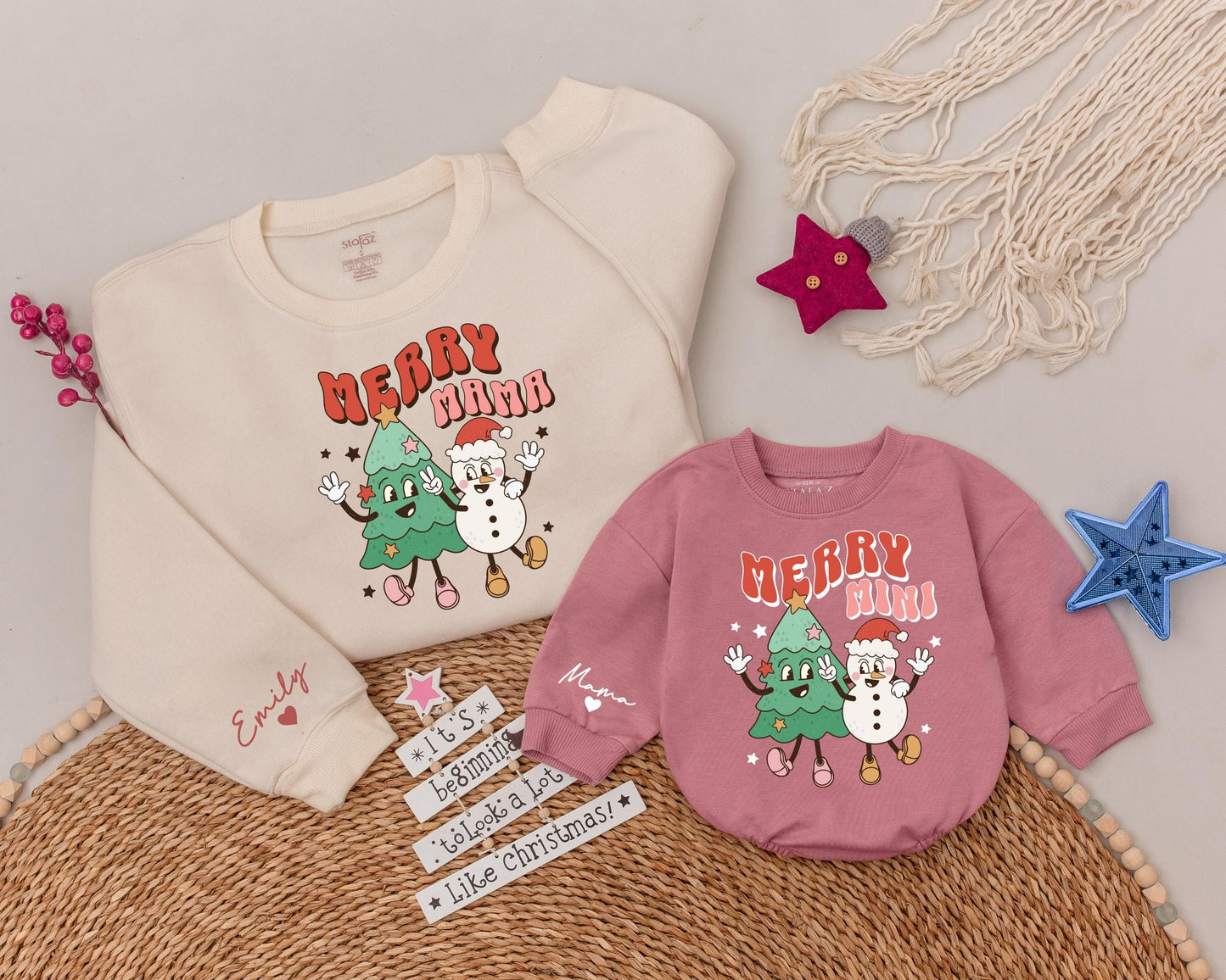 Matching Mama & Mini Christmas Sweatshirts – Festive Family Outfits