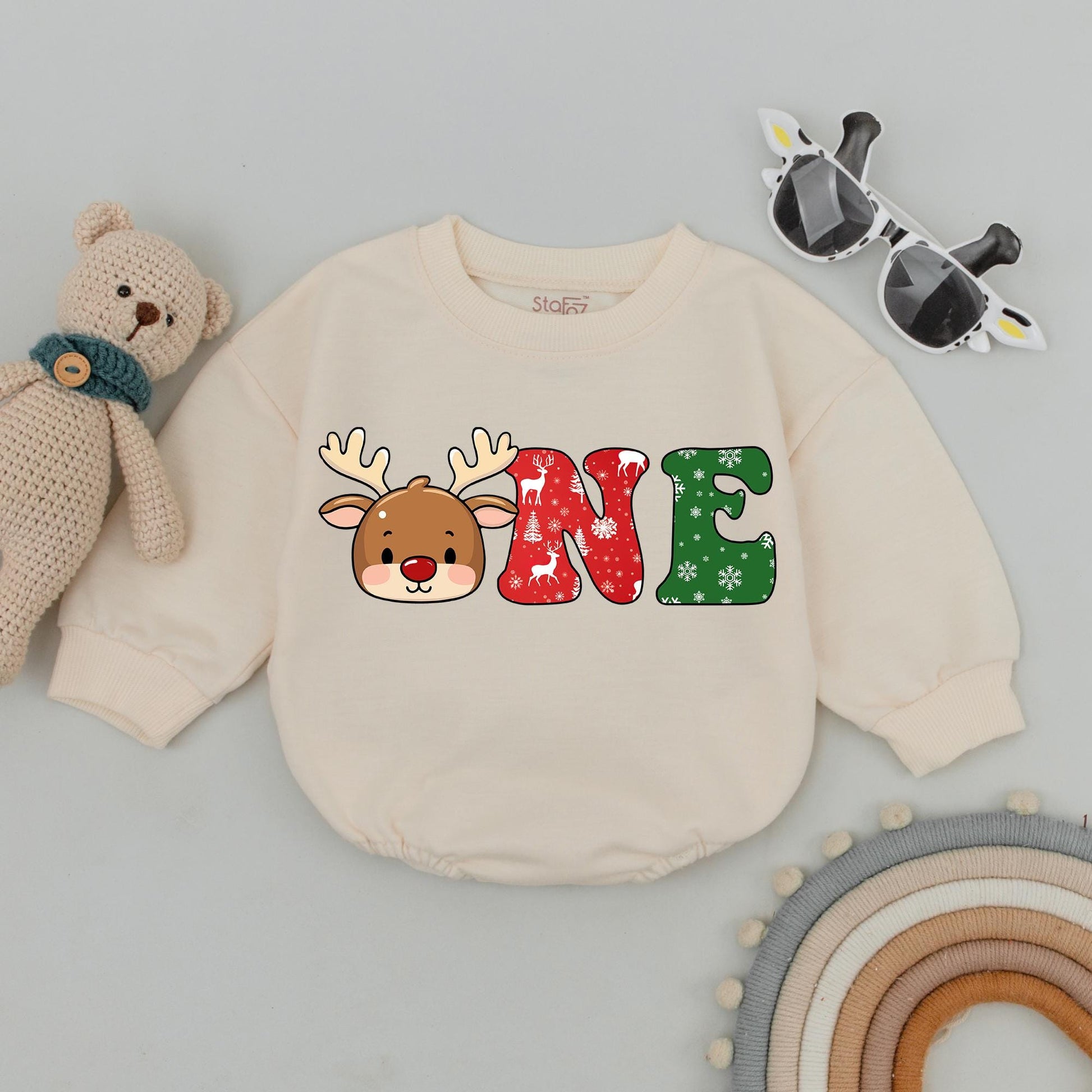 Matching Reindeer Family Christmas Sweaters – Mommy & Me Outfits