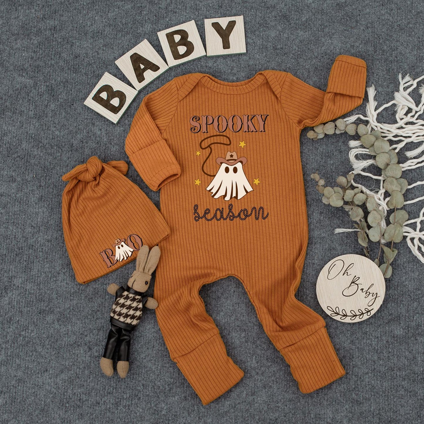 Spooky Season Baby Outfit Cowboy Ghost Bodysuit & Hat Set, Cute Halloween Infant Clothes, Boho Western Newborn Romper, New Mom Gift, Brown & Yellow Stars (139)