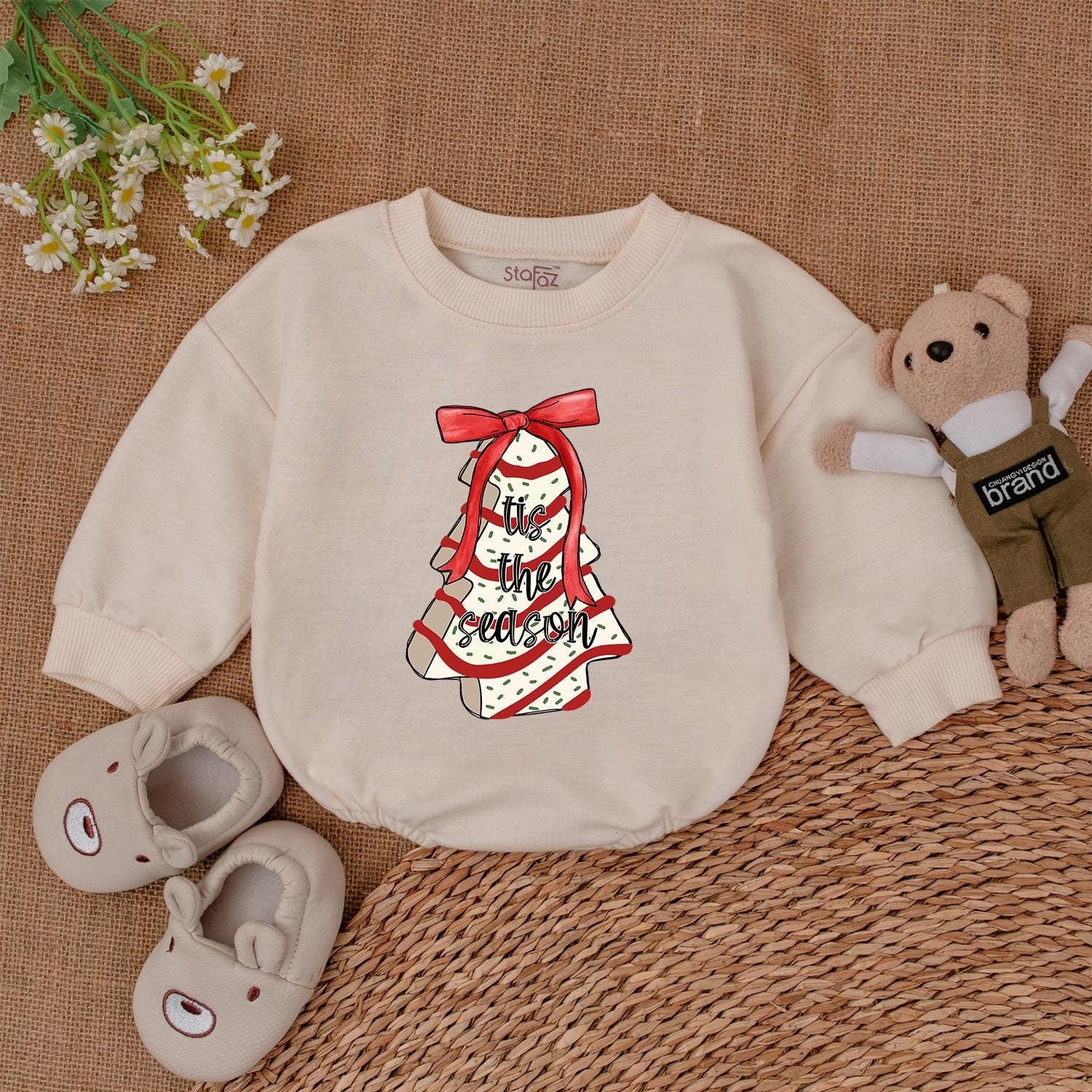 Christmas Tree Cake Bubble Romper Tis the season Holiday Baby Outfit Adorable Layered Cake Design Cozy Festive Apparel for Little Ones