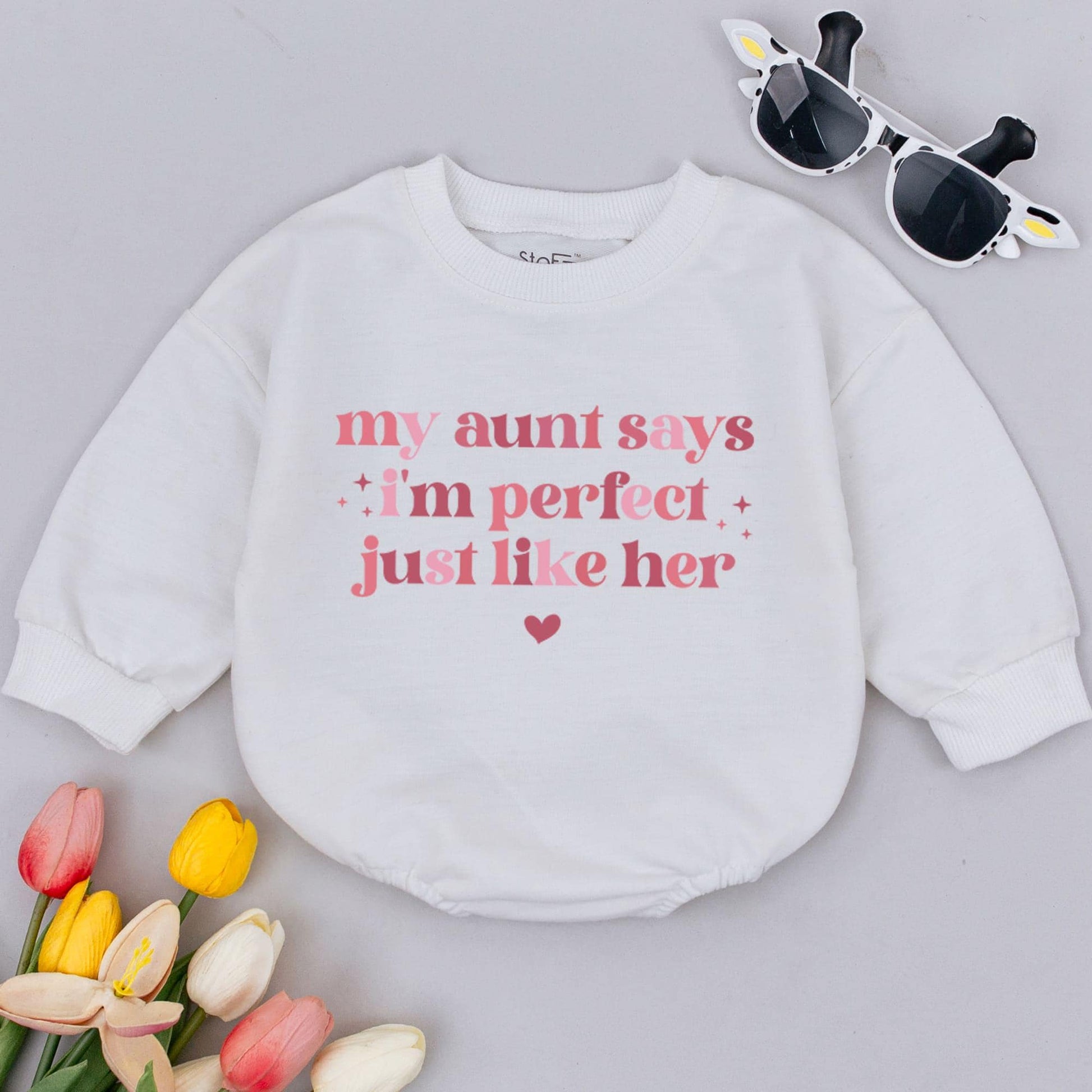 Auntie's Favorite Baby Outfit: Perfect Gift for Newborn Announcement