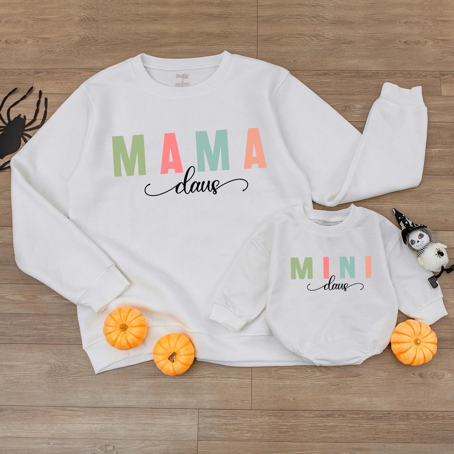 Mama & Mini Claus Retro Christmas Sweaters: Cute Matching Family Set