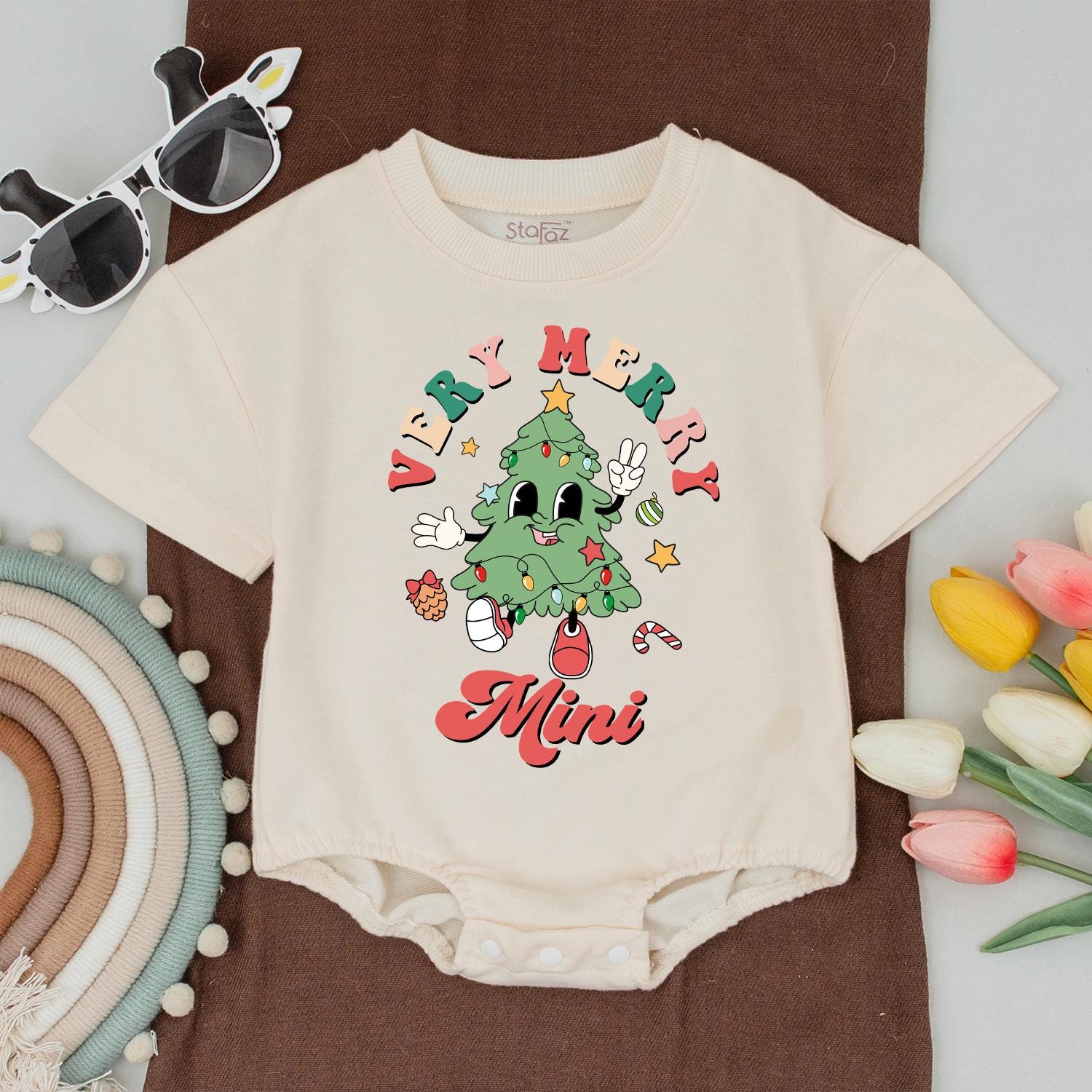 Very Merry Retro Christmas Tree Family Matching Outfits Mama Mini Brother and Dada T-Shirts Cute Baby Shower Gift