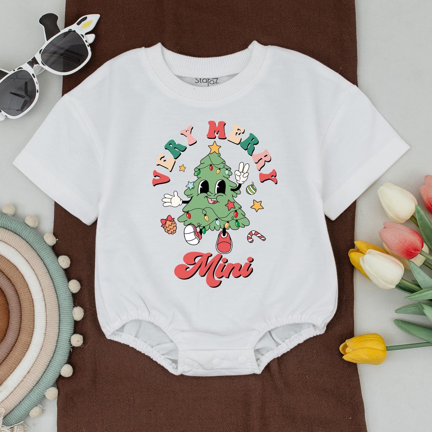 Very Merry Retro Christmas Tree Family Matching Outfits Mama Mini Brother and Dada T-Shirts Cute Baby Shower Gift
