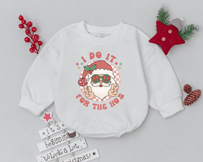 Retro Santa Claus Bubble Romper with Peace Sign, Funny Christmas Baby Outfit, Pink Text "I Do It For The Ho's" Vintage Newborn Bodysuit, Xmas Infant Clothes Baby Shower Gift