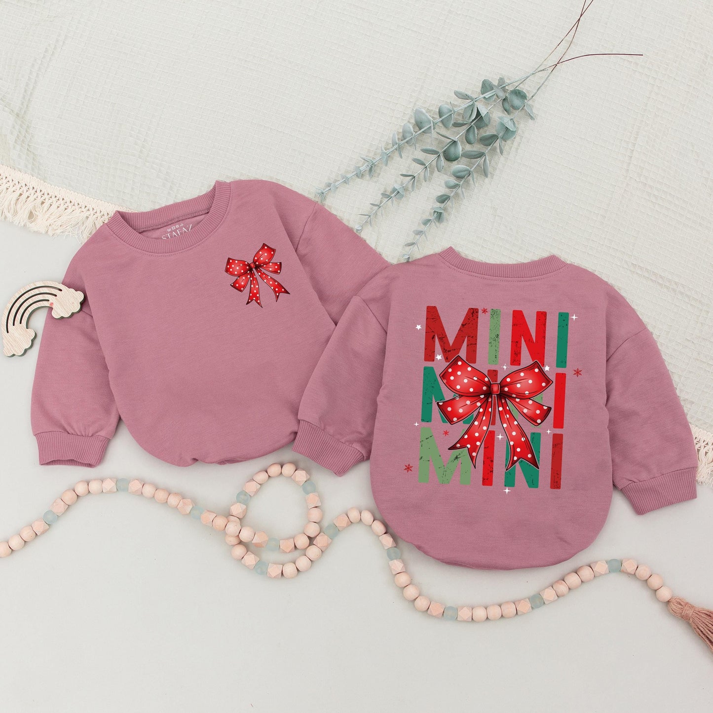 Matching Mama & Mini Christmas Sweaters: Trendy Holiday Outfits