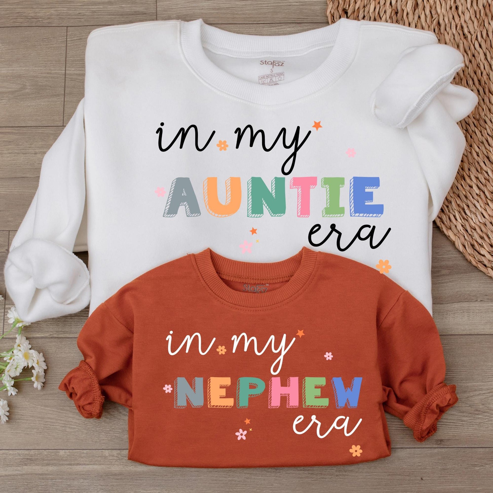 Retro Auntie Era Sweatshirt: Perfect Gift for Aunts & Nieces