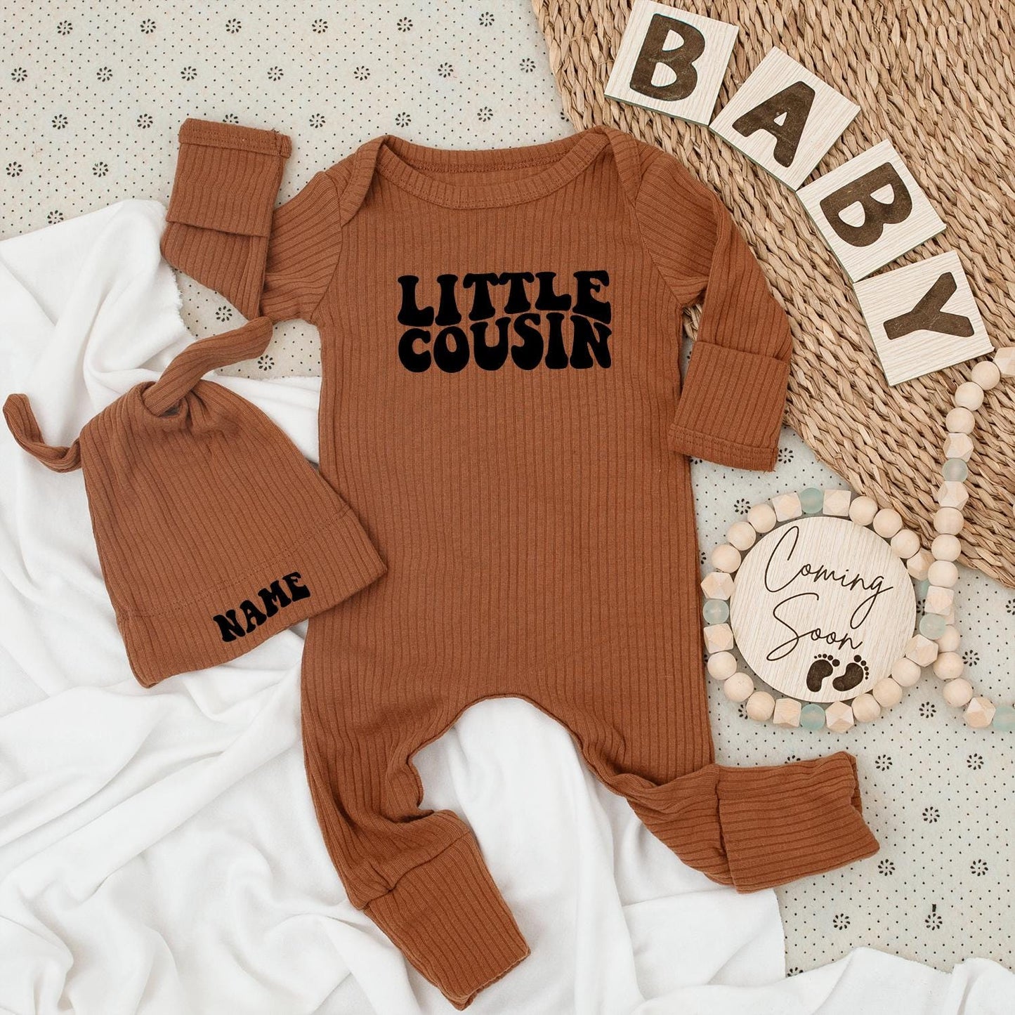 Personalized Little Cousin Baby Bodysuit Hat Set Name New Baby Unisex Gift Soft Cotton Retro Font Going Home Outfit Family Apparel