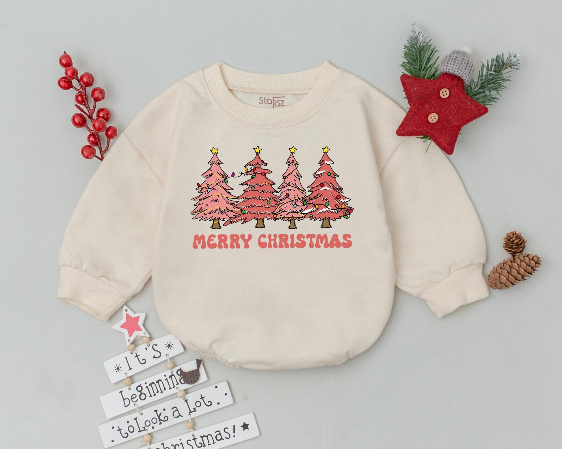 Retro Pink Christmas Tree Romper Whimsical Merry Christmas Baby Outfit Festive Lights and Stars Newborn Bodysuit Soft Infant Holiday Gift