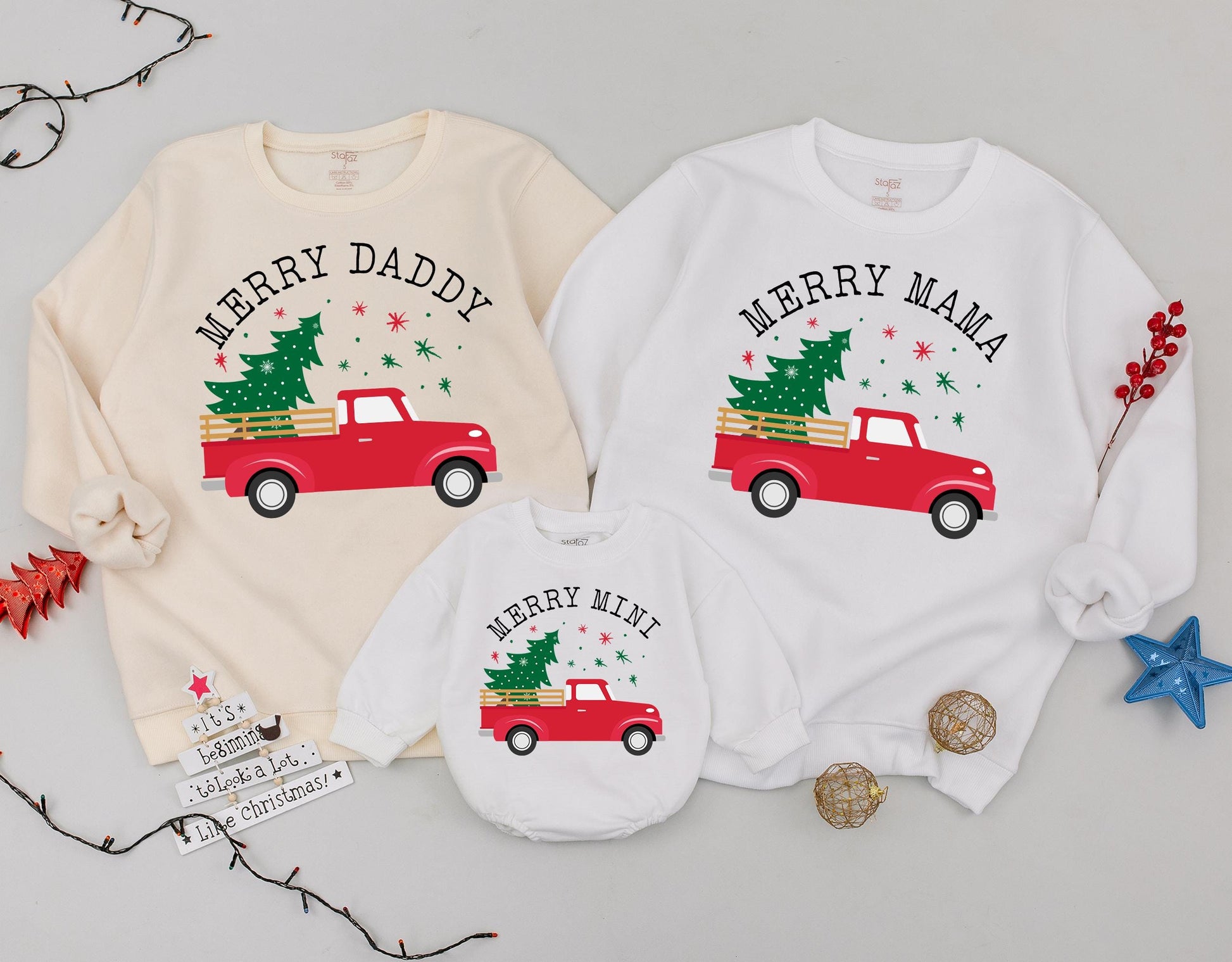 Festive Family Sweatshirts: Mama & Mini Christmas Farm Outfit  