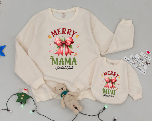 Festive Mama & Mini Christmas Sweaters: Vintage Family Matching Set