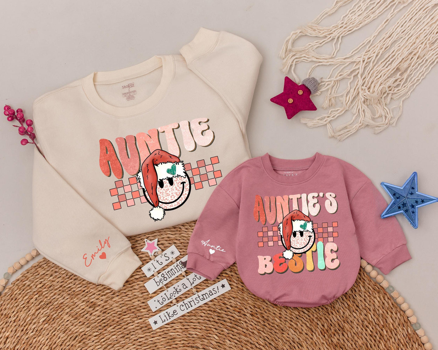 Auntie Holiday Sweatshirts: Perfect Gift for Aunt and Little Ones