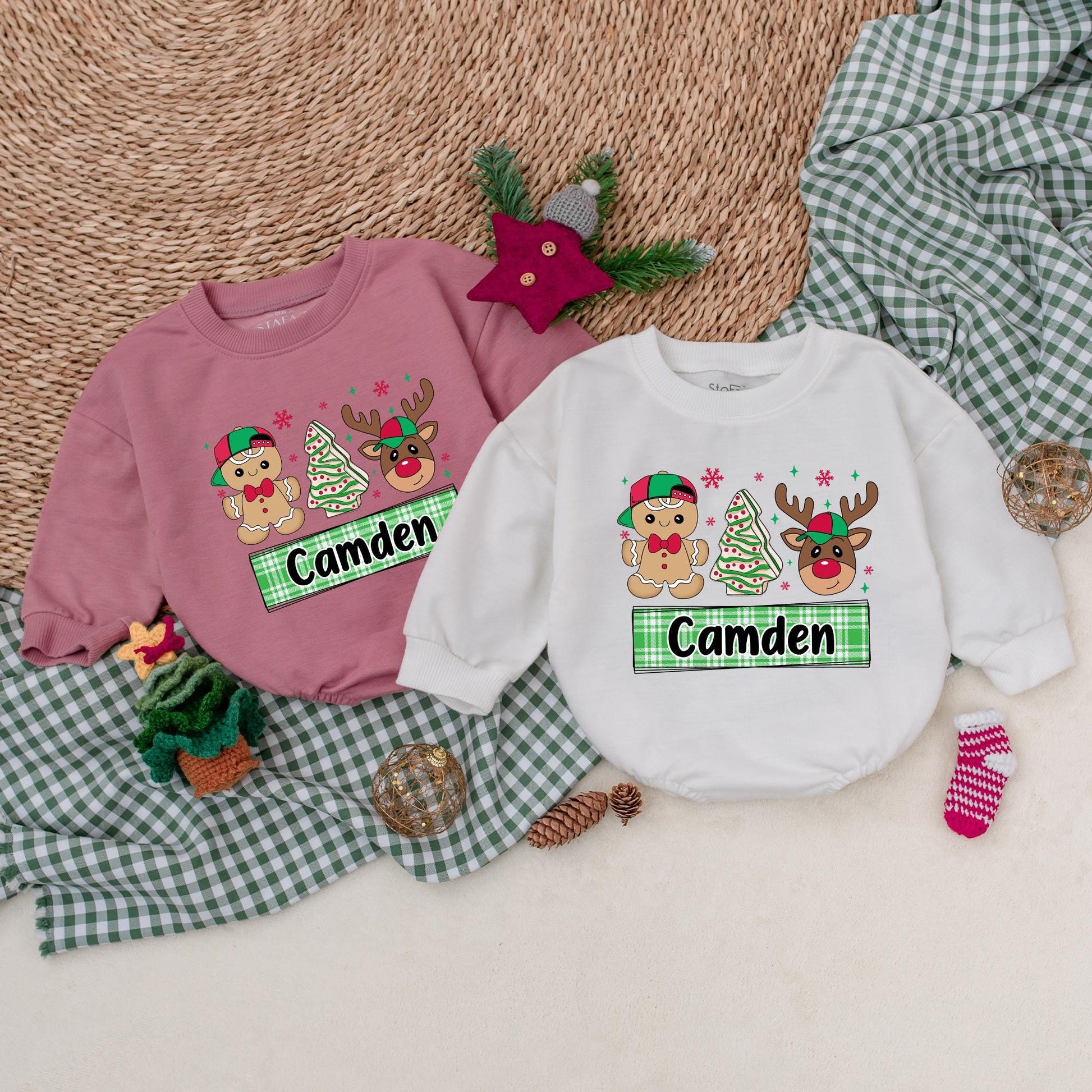 Personalized Christmas Romper for Baby Boy, Festive Reindeer Outfit with Custom Name, Gingerbread Man Winter Bodysuit, Holiday Baby Shower Gift Camden 139