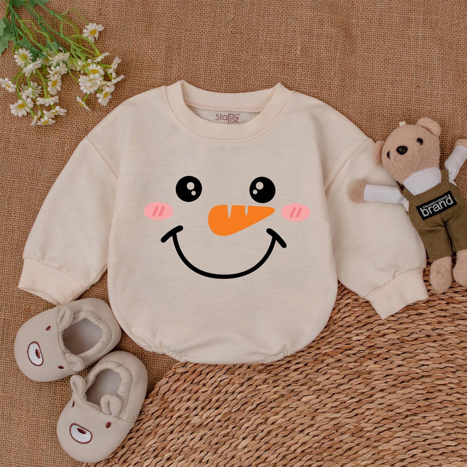 Festive Snowman Baby Romper: Stylish Holiday Bodysuit Gift Idea