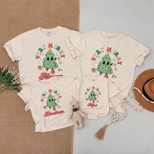 Very Merry Retro Christmas Tree Family Matching Outfits Mama Mini Brother and Dada T-Shirts Cute Baby Shower Gift