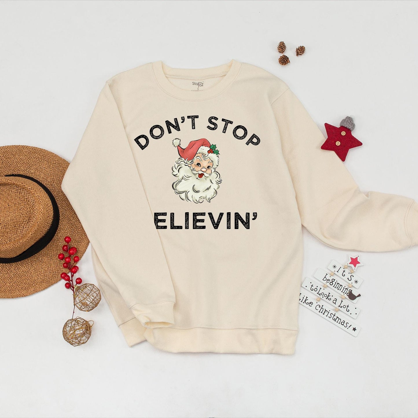Don't Stop Believin' Santa Sweatshirt Vintage Christmas Sweater Retro Holiday Top Funny Winter Shirt Classic Santa Claus Christmas Gifts For Her 138