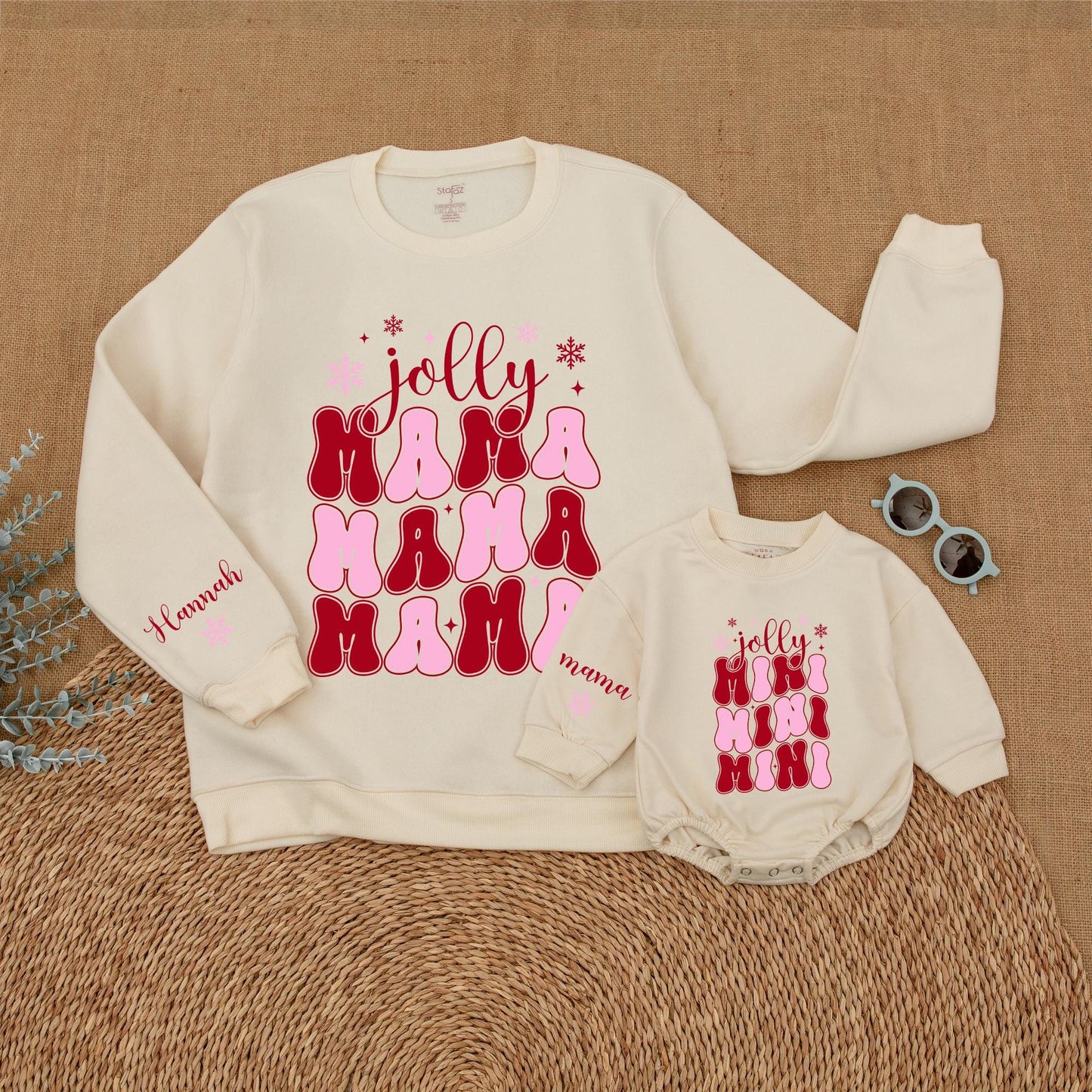 Matching Christmas Sweatshirts for Mama and Mini – Perfect Gift Idea