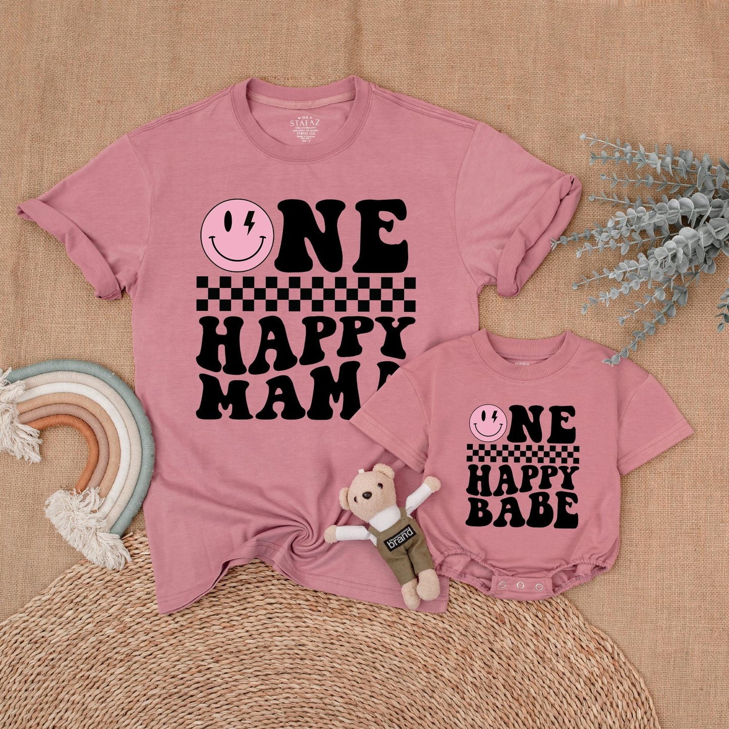 One Happy Babe Birthday Matching Family Shirt Retro Smiley Face Lightning Bolt Girl Outfit