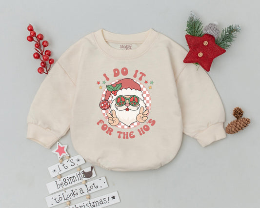 Retro Santa Claus Bubble Romper with Peace Sign, Funny Christmas Baby Outfit, Pink Text "I Do It For The Ho's" Vintage Newborn Bodysuit, Xmas Infant Clothes Baby Shower Gift