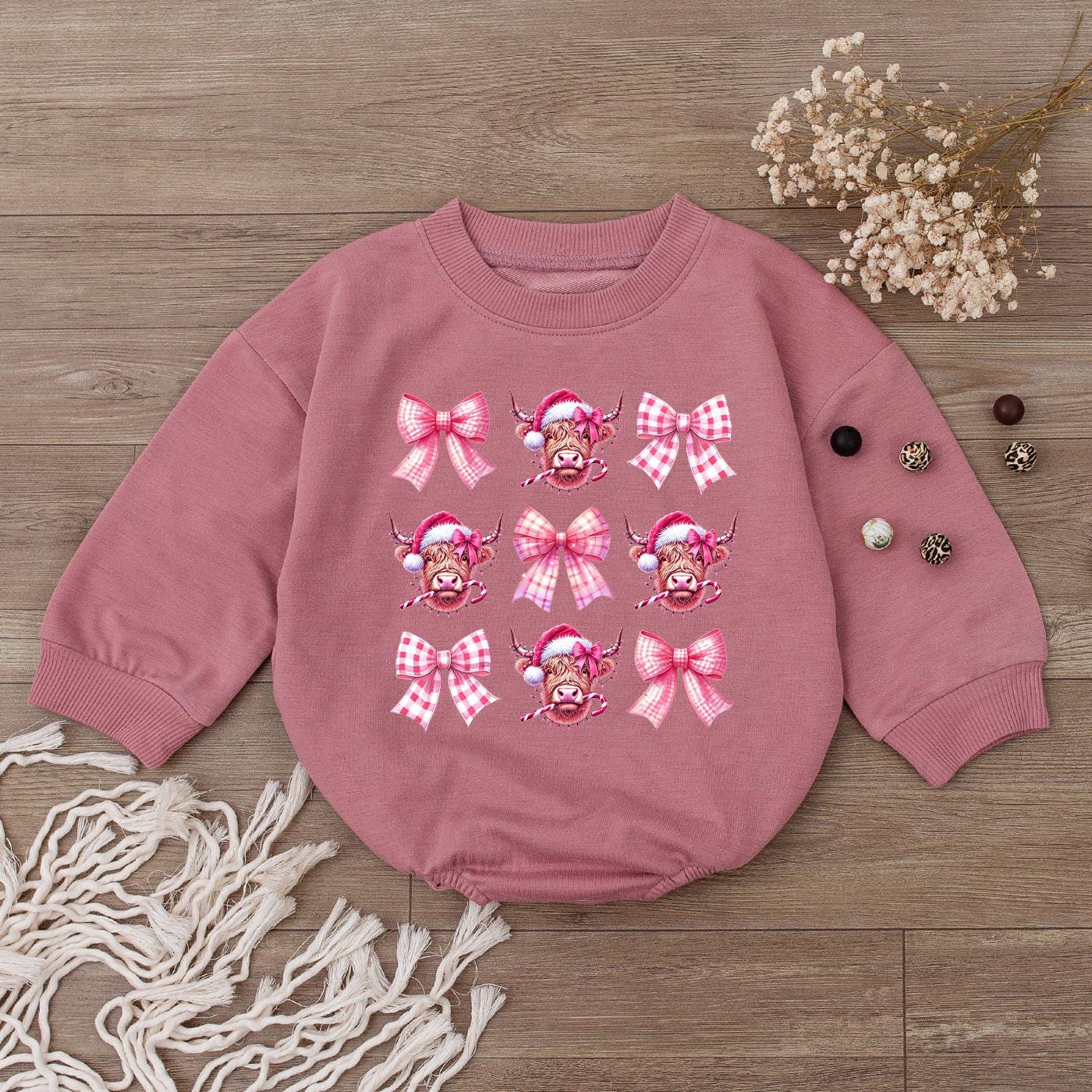Cute Pink Bow Highland Cow Baby Romper Sweet Cowgirl Sweatshirt for Newborn Girls Festive Holiday Country Western Outfit
