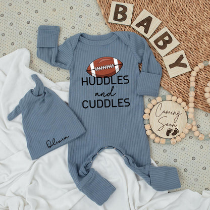 Huddles and Cuddles Baby Football Bodysuit & Hat Set Retro Sunday Daddy Outfit Funny Newborn Clothes