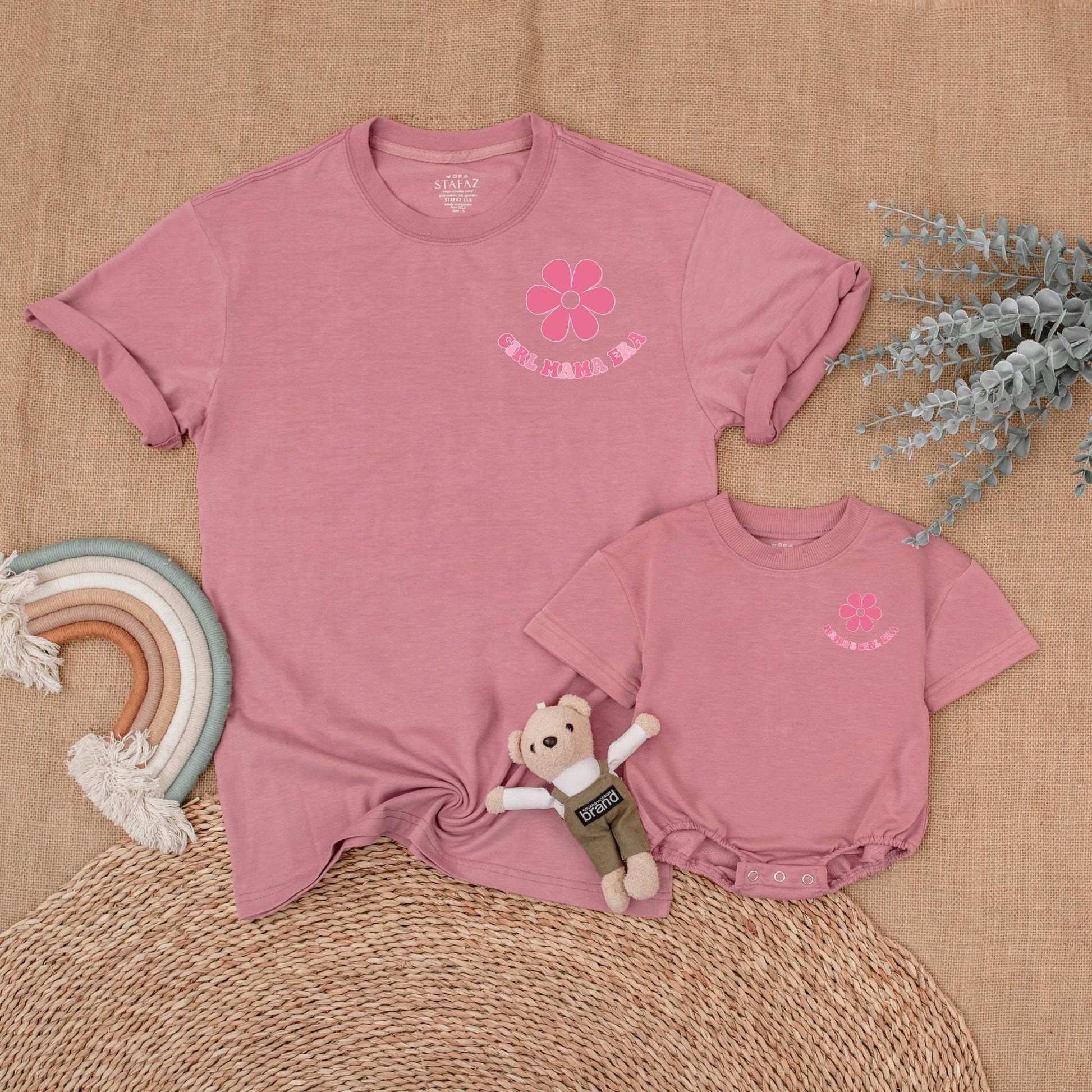 In My Mama's Girl Era Matching Mommy and Me Shirts Retro Mother Daughter Outfit New Mom Gift Mothers Day Comfortable Cotton Baby Girl Tee
