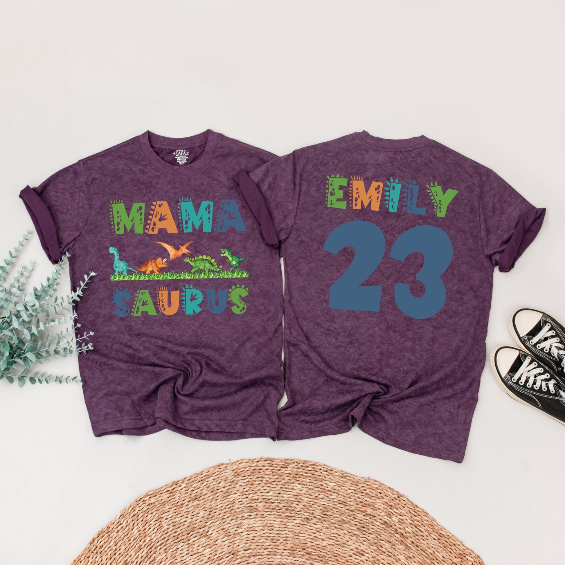 Matching Family Dinosaur Birthday Shirts Mama Saurus Dada Saurus Tees for Kids 1st 2nd 3rd Birthday Parties vibrant cartoon Dino designs