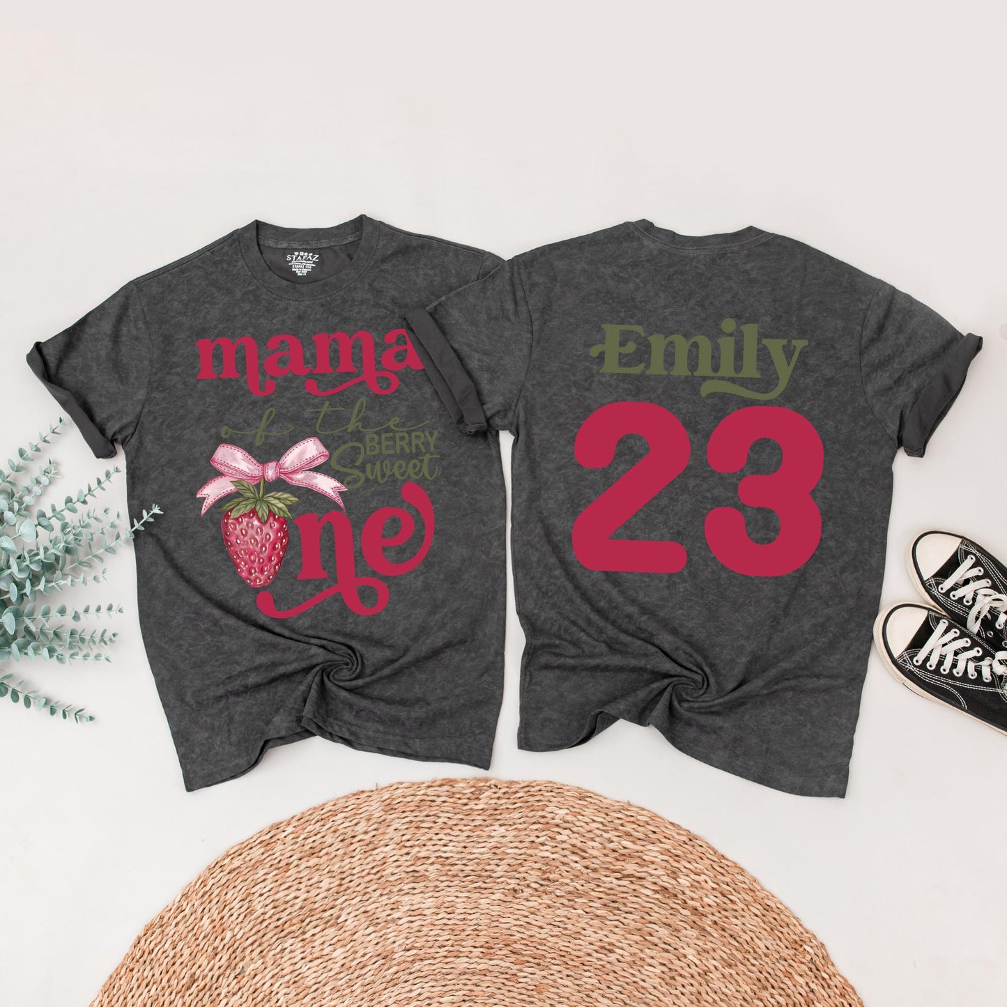 Berry Sweet One Family Matching Strawberry Birthday Shirts Mama Papa Daddy Mommy 1st Birthday Party Theme Red Green Cotton