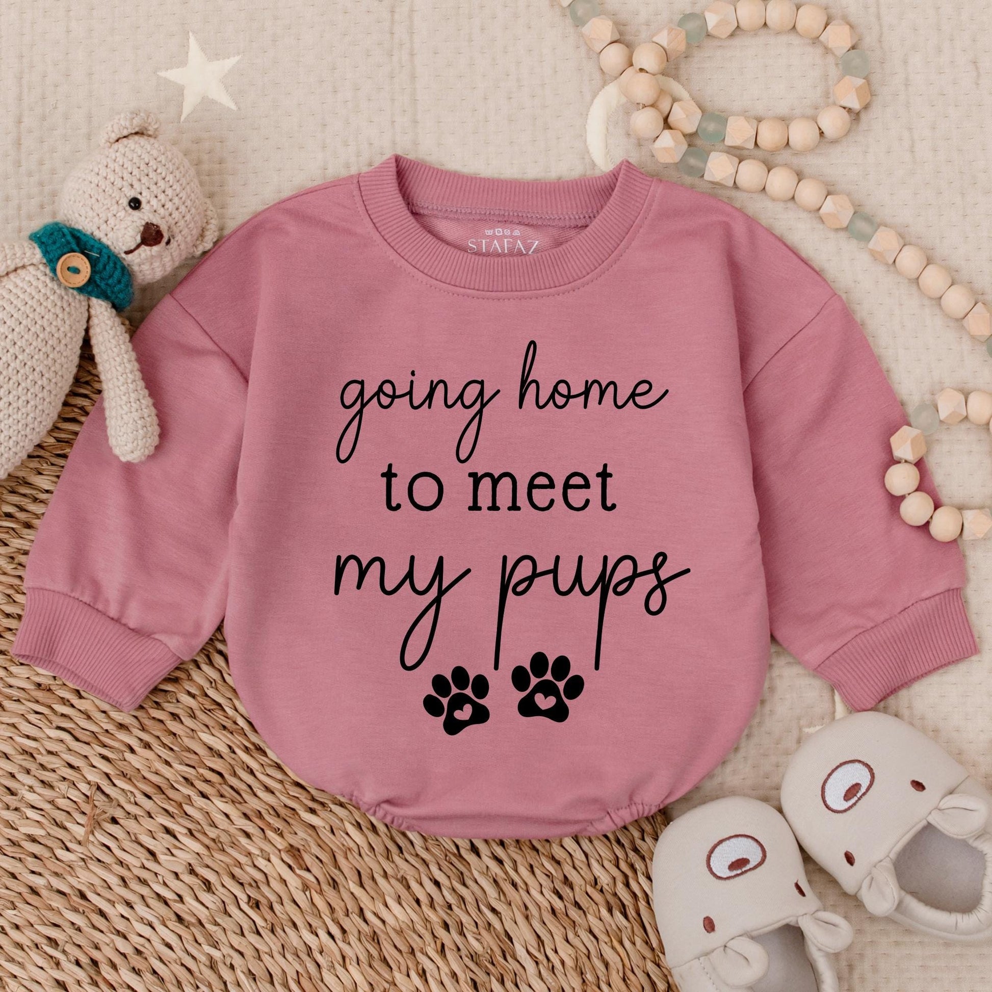 Going Home to Meet My Pups Baby Bodysuit – Personalized Newborn Outfit – Cute Dog-Themed Baby Bodysuit – Perfect for Dog-Lovers and New Parents
