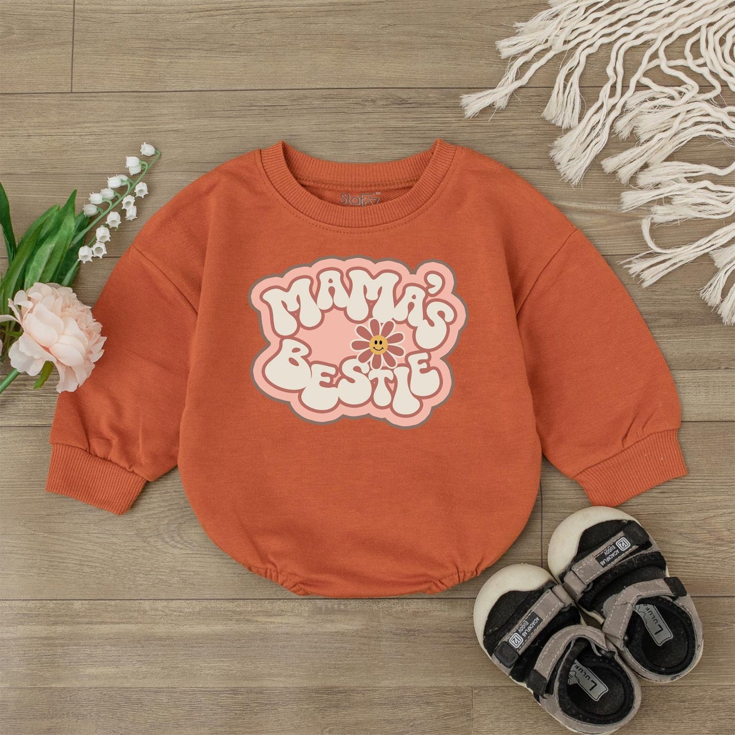 Mama's Bestie Baby Girl Romper, Retro Bodysuit for Newborns & Little Girls, I Love Mom Gift, Cute Baby Outfit, Mommy & Daughter Clothes