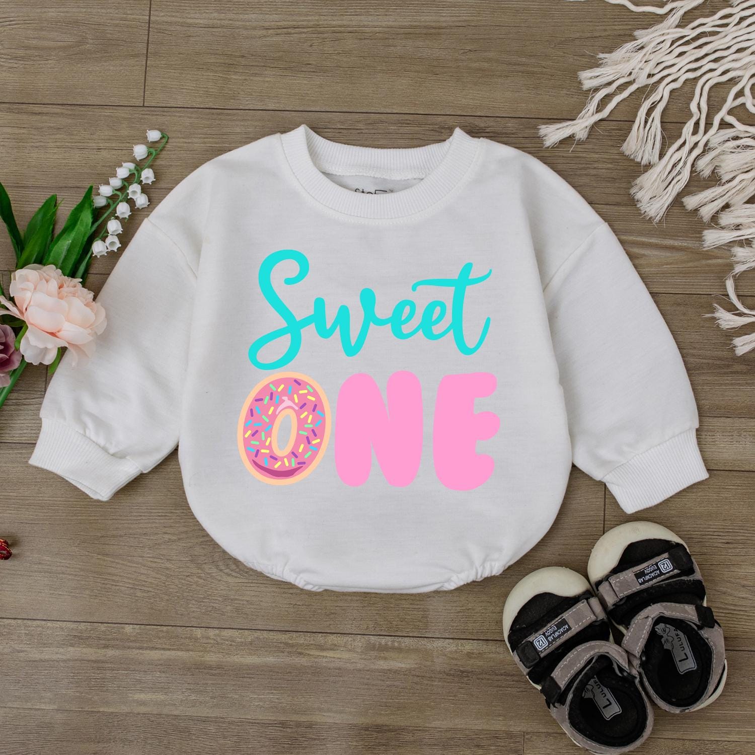 Sweet One Pink Donut Baby Bodysuit Adorable 1st Birthday Outfit Girl Smash Cake Romper Newborn Essential First Birthday Clothes