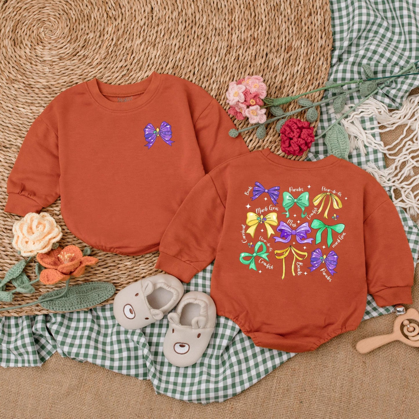 Mardi Gras Baby Girl Romper Outfit with Bow, Cute Bodysuit Bubble Romper, Festive Shower Gift Idea, Retro Mardi Gras Baby Clothes