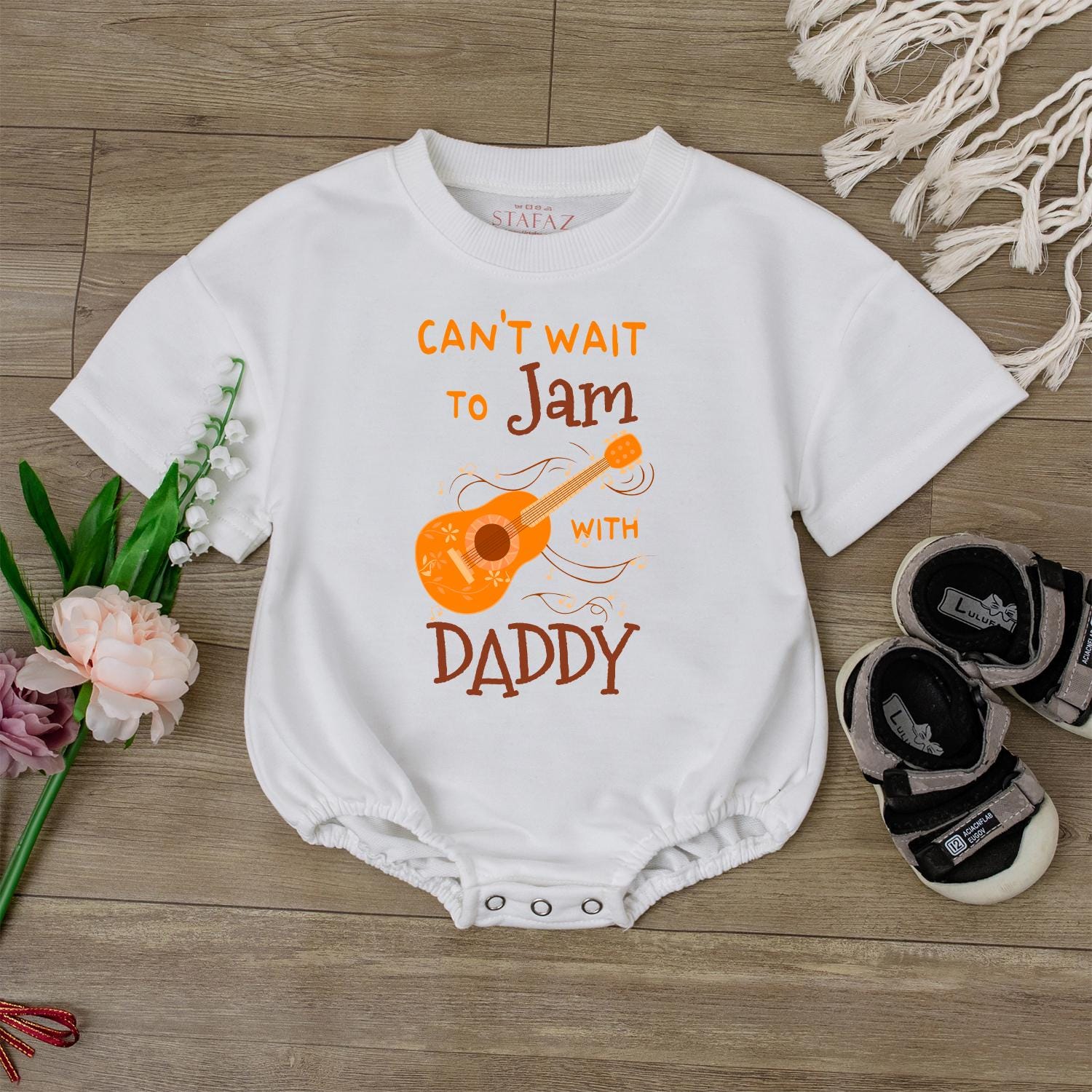 Daddy and Me Music Theme Baby Romper Cute Guitar Bodysuit for Father's Day Gift Newborn Baby Shower Summer Outfit