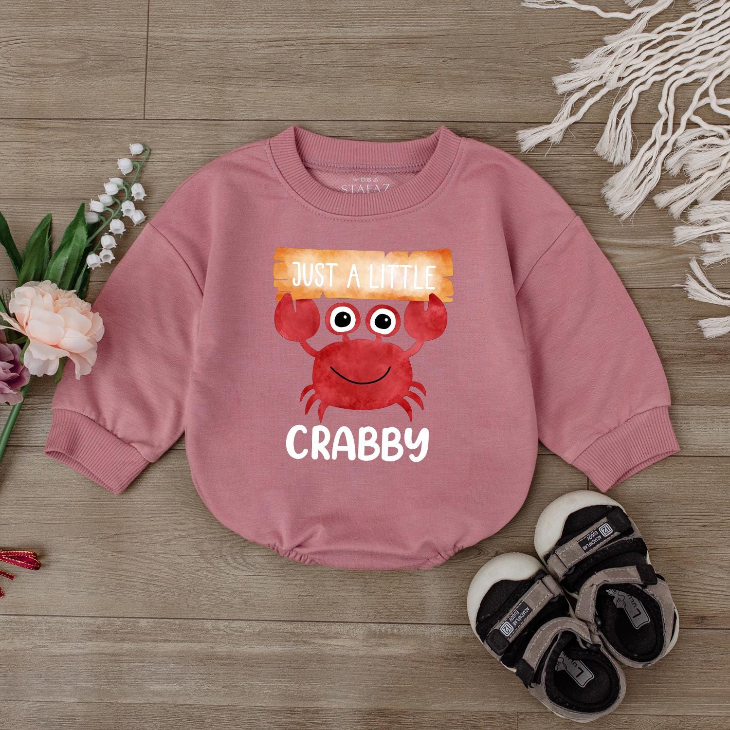 I'm A Little Crabby Baby Romper Cute Summer Beach Ocean Outfit Infant Clothes Funny Baby Ocean Theme Jumpsuit Bodysuit Boy Girl Shower Gift First Birthday