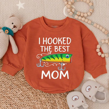 I Hooked The Best Mom Bubble Romper, Mommy and Me Baby Outfit, Natural White Cotton Fishing Trip Toddler Onesie for Mama's Girl or Boy Little Buddy Gift