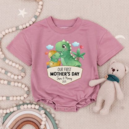 First Mother's Day Dinosaur Baby Romper, Personalized with Name & Year, Cute Pastel Green Dino Bodysuit, Soft Cotton, New Mom Gift 2025
