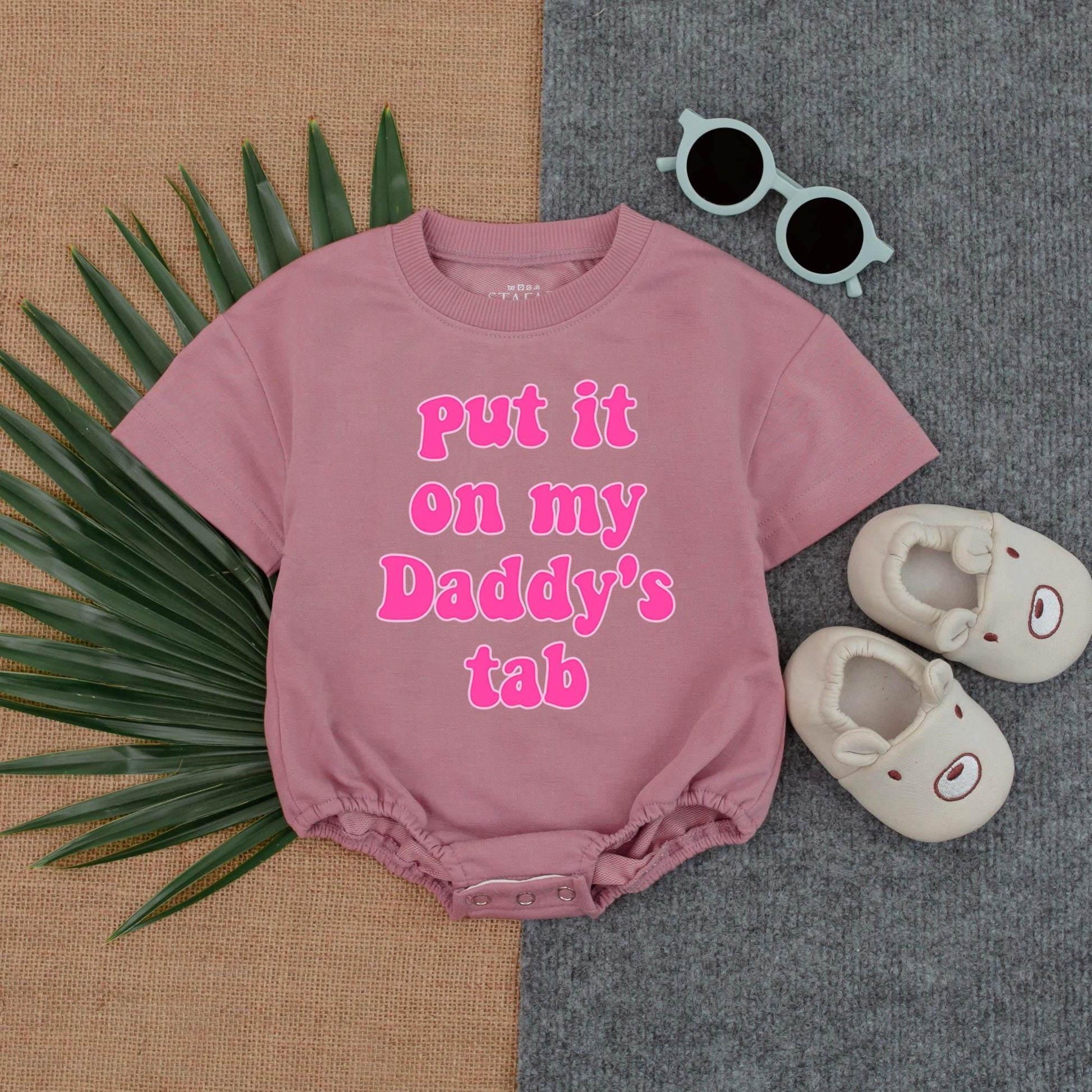Put It on Daddy’s Tab T-Shirt Bubble Romper – Funny Baby Outfit – Customizable Baby Boy or Girl Romper – Perfect for Father’s Day & Photoshoots
