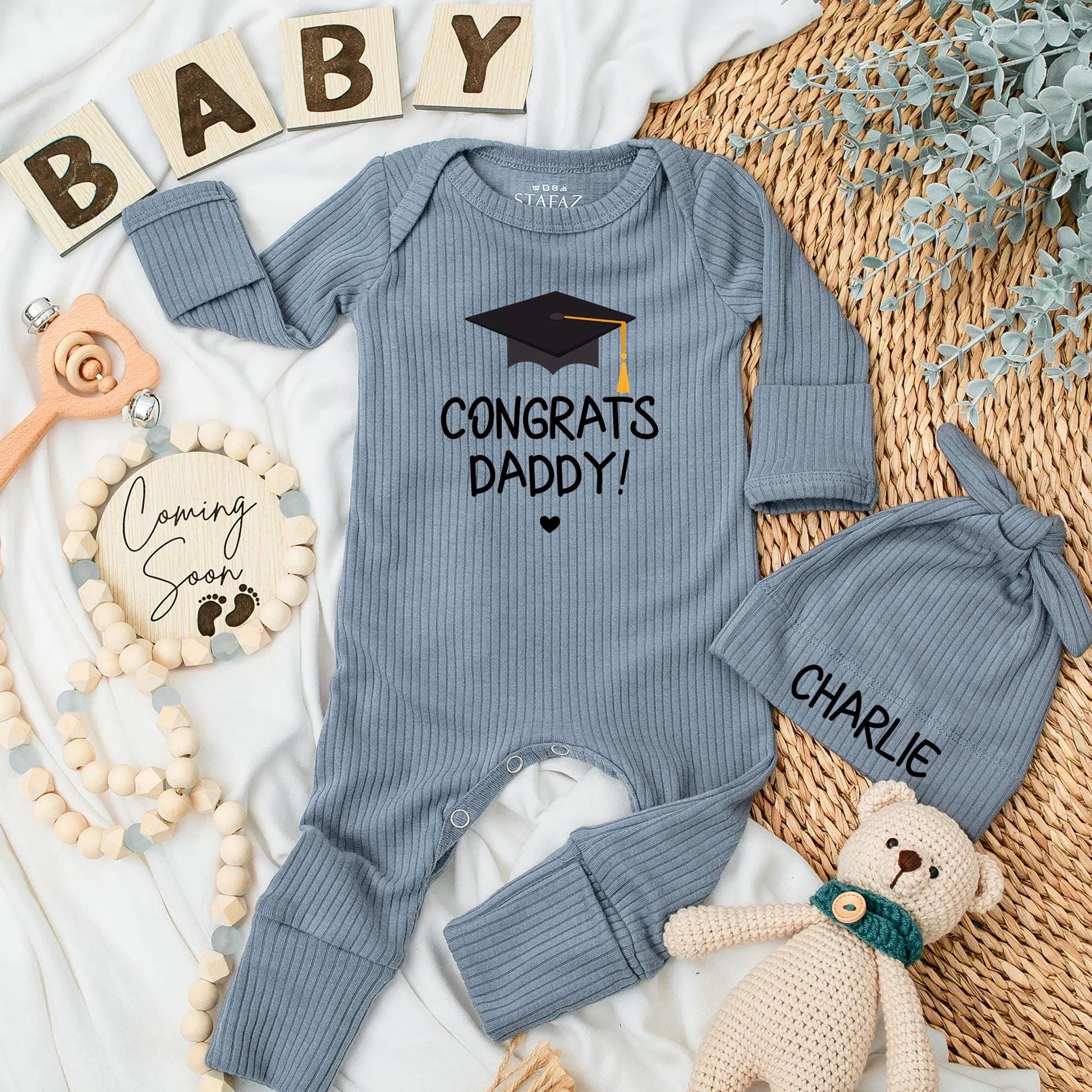 Congrats Daddy Baby Bodysuit Graduation Gift for New Dad from Baby Black Cap Yellow Tassel Newborn Romper First Father's Day Outfit