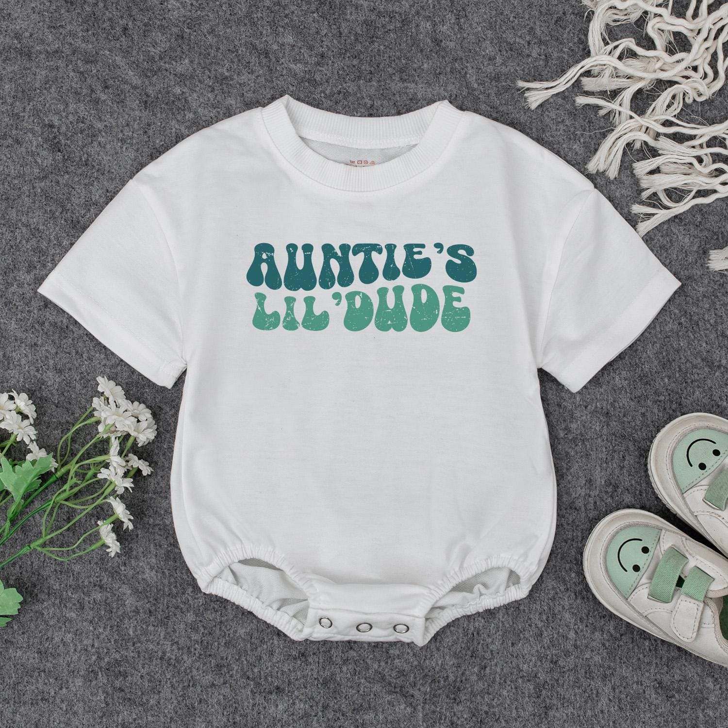 Auntie's Lil' Dude Baby Bodysuit - Retro Blue & Green Design, Soft Cotton, Baby Gift from Auntie, New Aunt Announcement, Baby Shower Gift